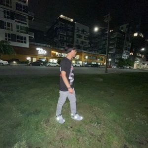 Meet your Posher, Samuel